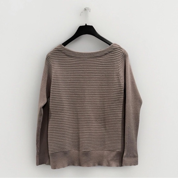 Philosophy Tan Long Sleeve Round Neck Ribbed Knit Sweater Tan Women's Medium - Picture 2 of 4